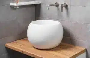 SFERA 41 WHITE GLOSSY ΓΥΑΛΙΣΤΕΡΟΣ ΝΙΠΤΗΡΑΣ ΕΠΙΤΡΑΠΕΖΙΟΣ