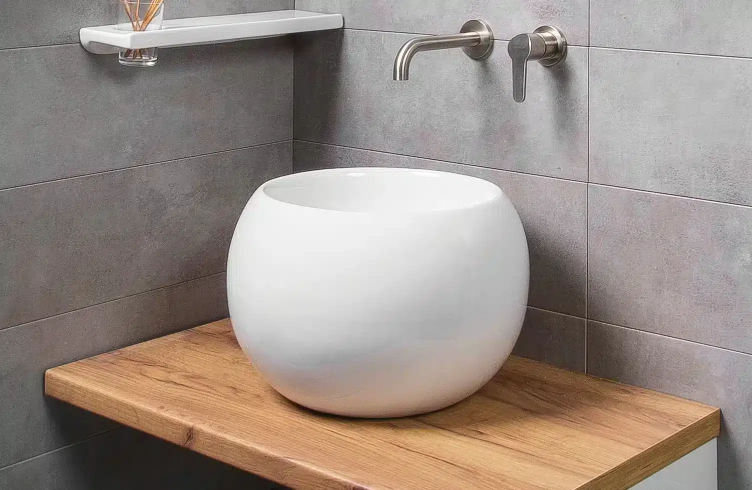SFERA 41 WHITE GLOSSY ΓΥΑΛΙΣΤΕΡΟΣ ΝΙΠΤΗΡΑΣ ΕΠΙΤΡΑΠΕΖΙΟΣ